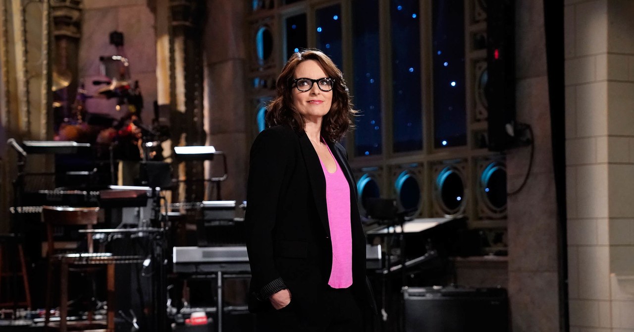 Tina Fey and BTS Top This Week's Internet News Roundup